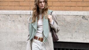 Streetstyle 2025: come indossare i jeans bianchi - Photo Charlotte Mesman