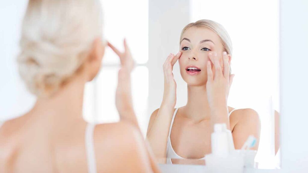 Come prendersi cura del contorno occhi con l’aiuto della K-Beauty