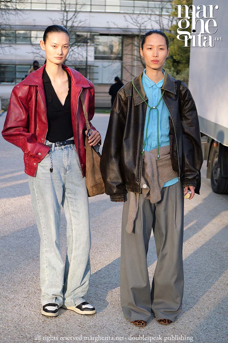 Streetstyle 2025: Volumi in gioco per un look da modella. Ecco come ricrearlo - Photo Charlotte Mesman