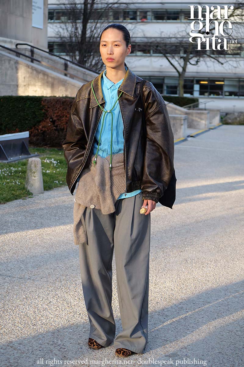 Streetstyle 2025: Volumi in gioco per un look da modella. Ecco come ricrearlo - Photo Charlotte Mesman