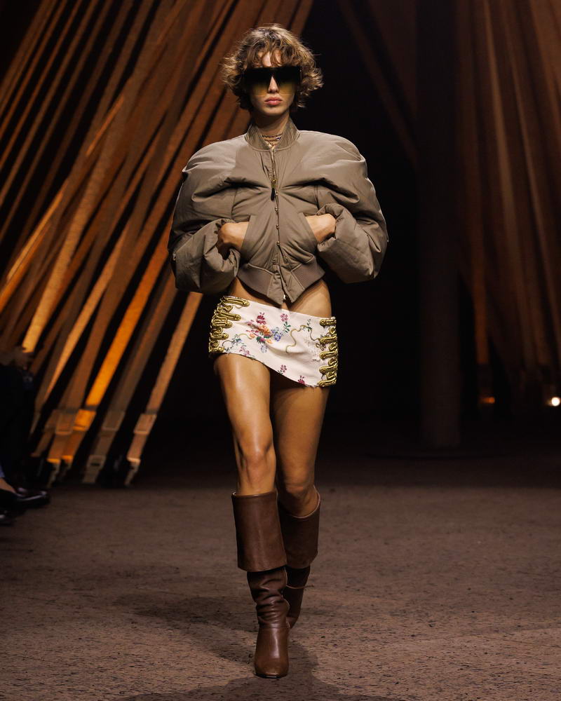 Alexander McQueen Primavera/Estate 2026 - Photo courtesy of Alexander McQueen