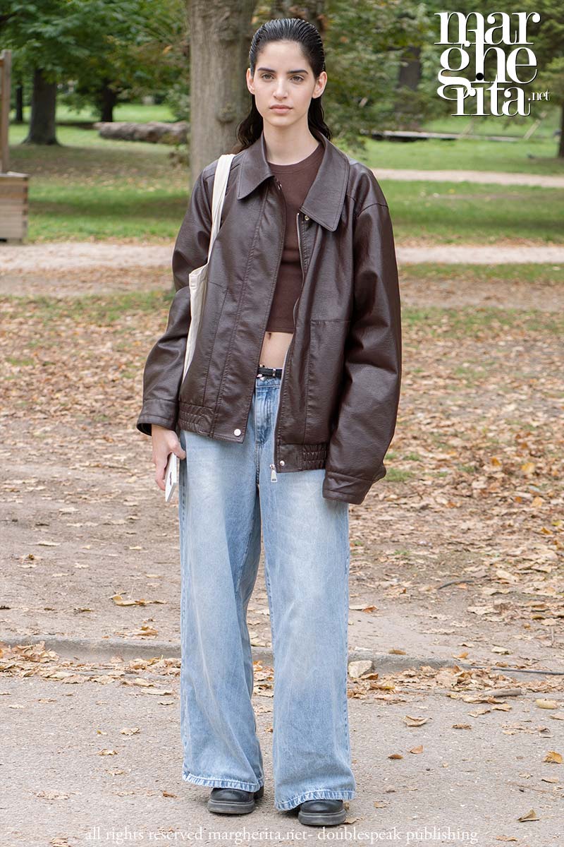 Questa è la formula di stile delle modelle per l’inverno 2025 - Photo Charlotte Mesman