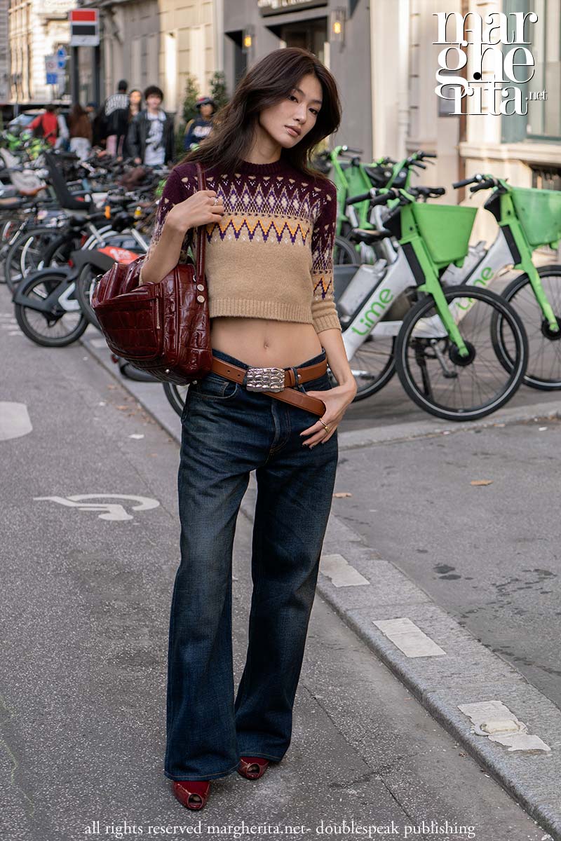 Look denim super cool per rubare la scena - Photo Charlotte Mesman