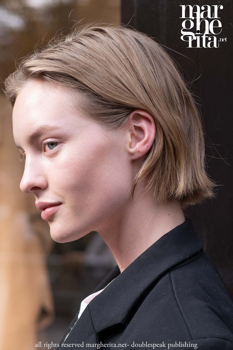 Trend capelli 2025. Il caschetto: tagliarlo davvero o semplicemente… imitarlo? - Photo ADVERSUS