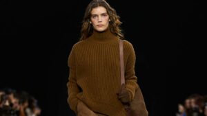 Così si indossano i maglioni invernali questa stagione - Photo courtesy of Max Mara