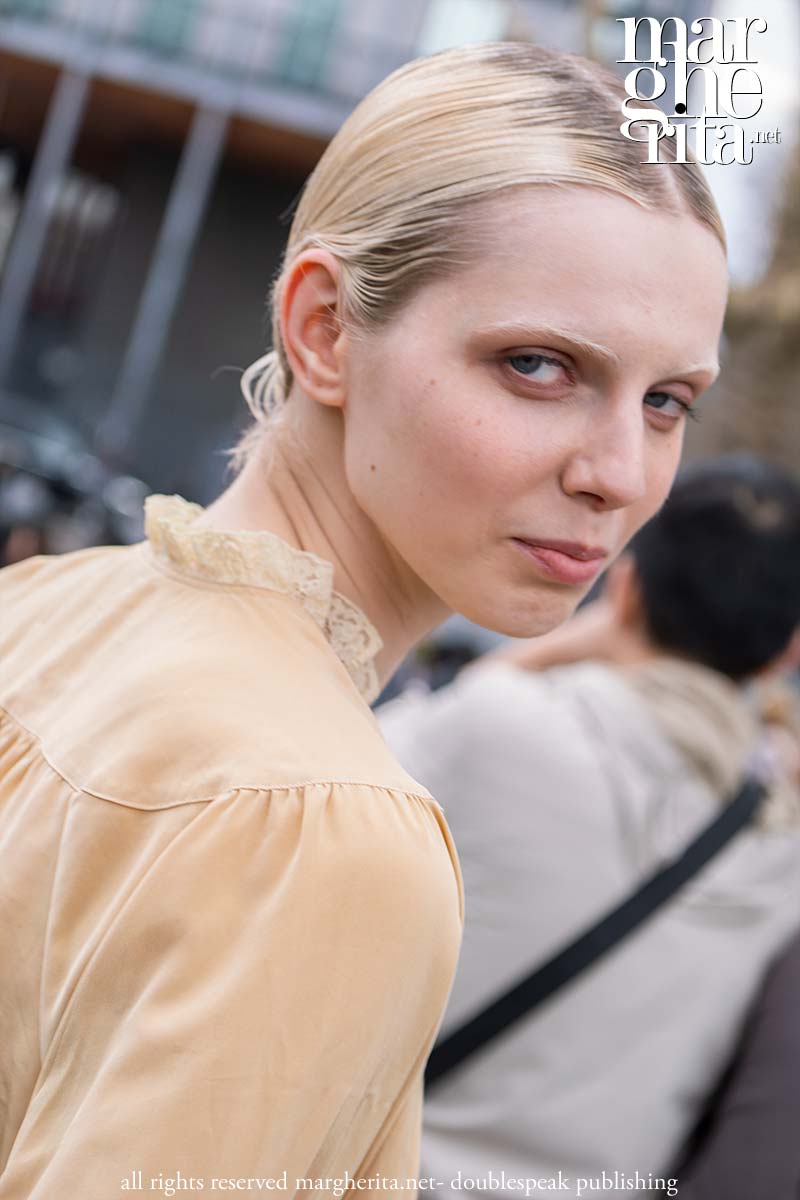 Hydro bob: il corto effetto bagnato che conquista il 2026 - Photo Charlotte Mesman