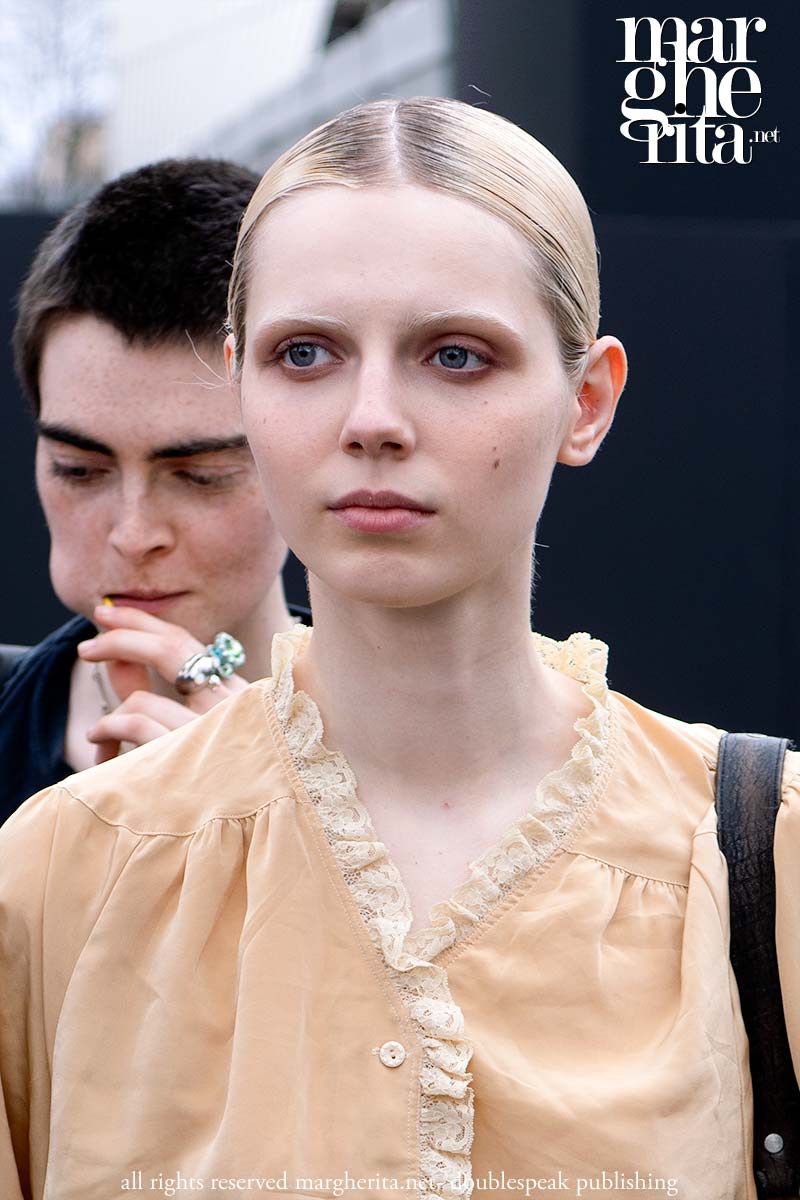 Hydro bob: il corto effetto bagnato che conquista il 2026 - Photo Charlotte Mesman