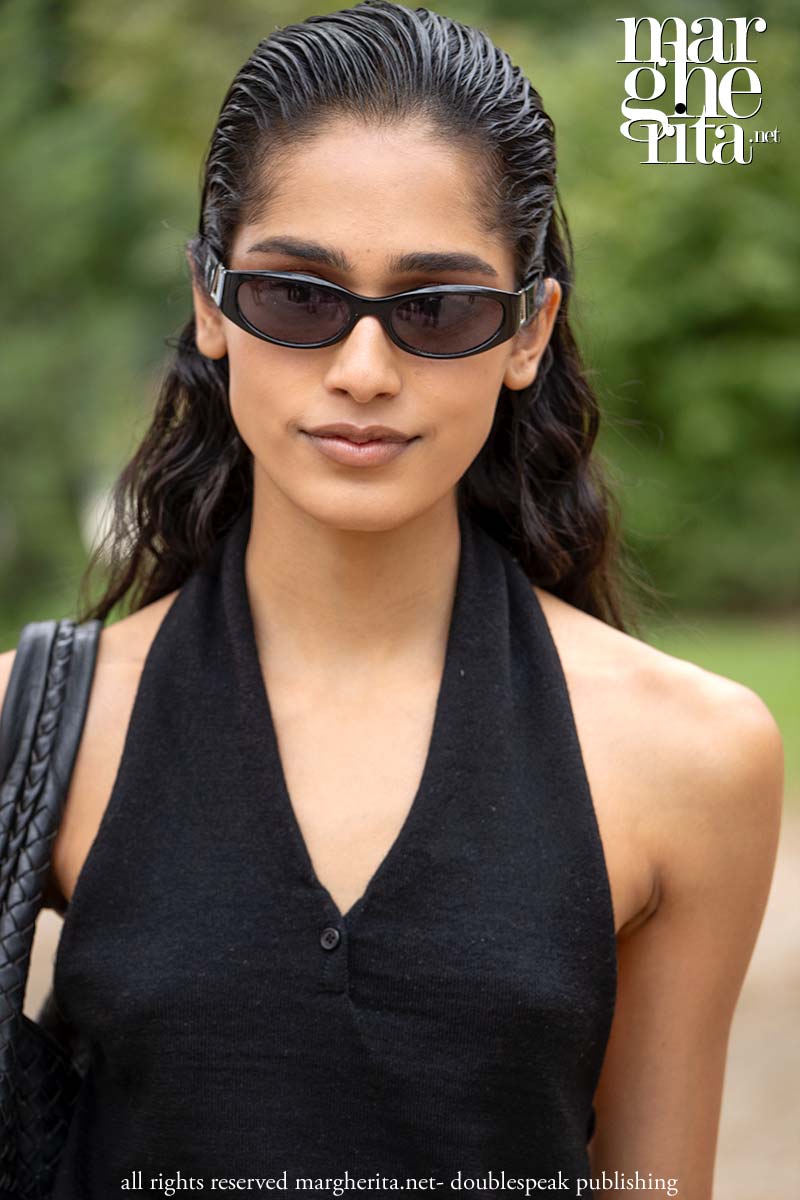 Il trend capelli del 2026: wet look con un twist sorprendente - Photo Charlotte Mesman