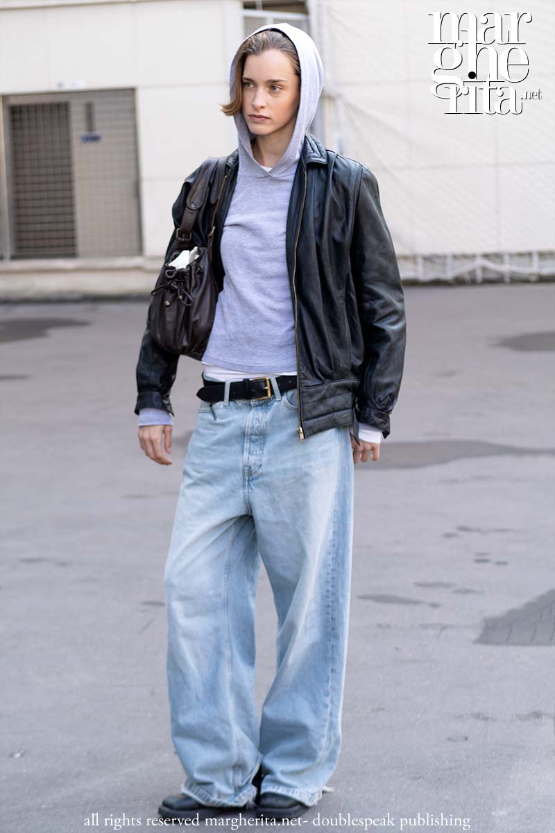 Tendenze jeans 2026: ci stiamo davvero muovendo verso modelli slim fit? - Photo ADVERSUS