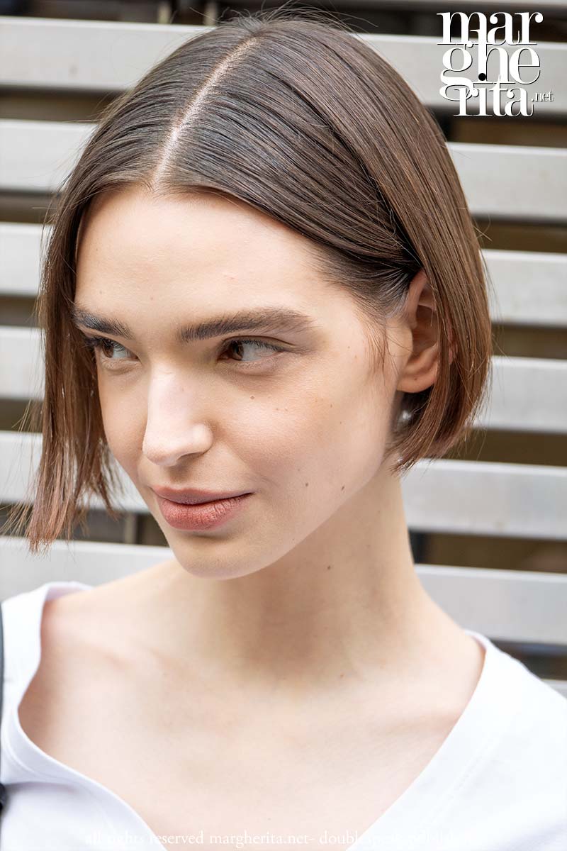 Tagli di capelli, il power bob alla Emily: il taglio capelli di tendenza per il 2026 - Photo ADVERSUS