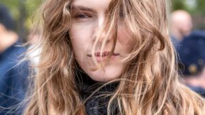 Tendenze capelli donna 2026: il grande ritorno dei capelli lunghi - Photo ADVERSUS