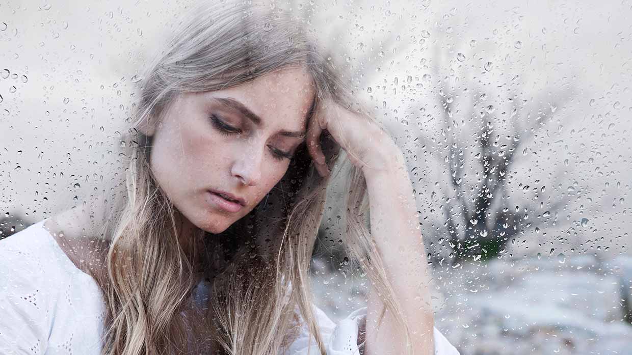 Quel cambio di umore intorno alla mezza età a cui nessuno ci ha davvero preparate