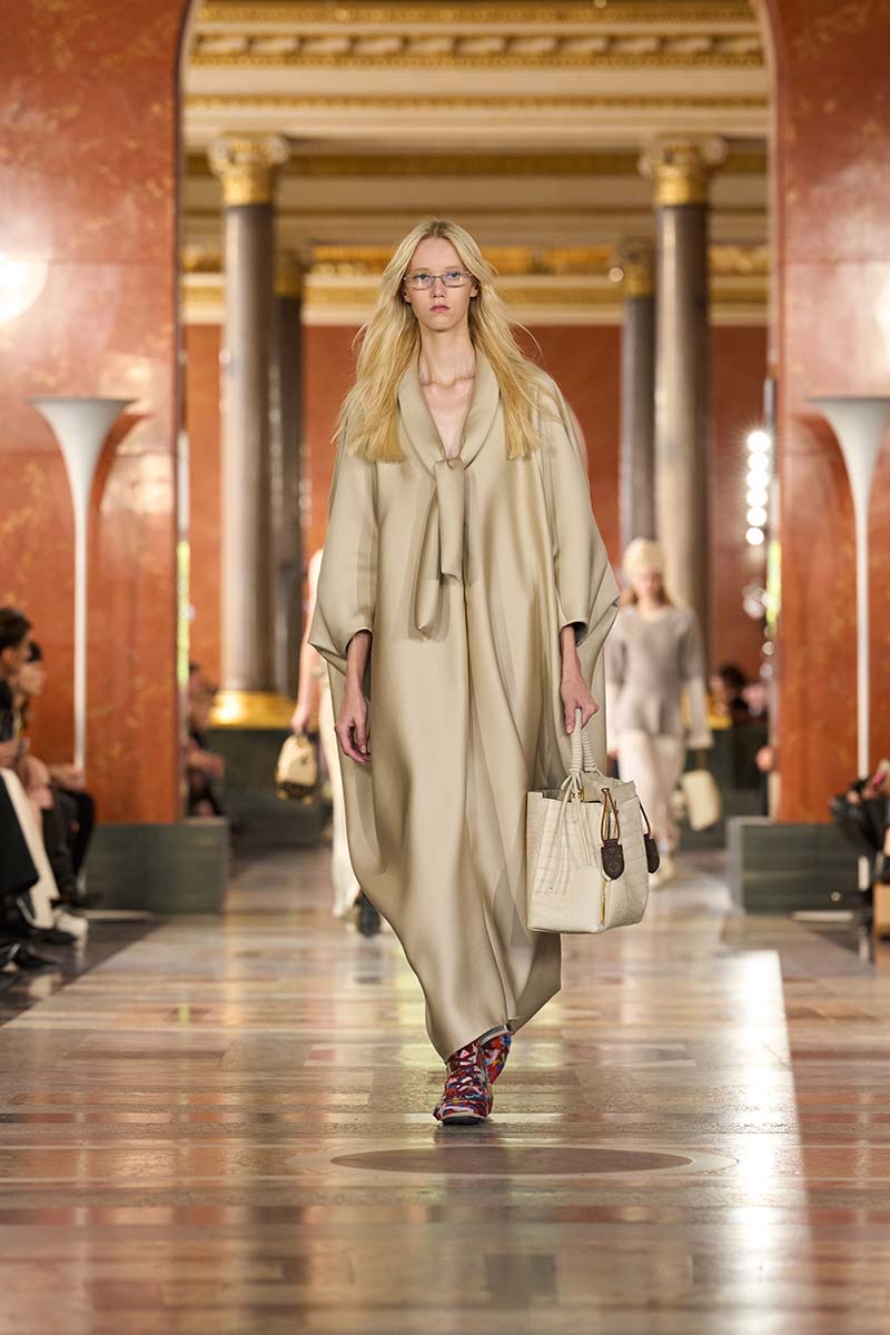 Queste sono le tendenze borse più importanti per la primavera estate 2026 - Photo courtesy of Louis Vuitton