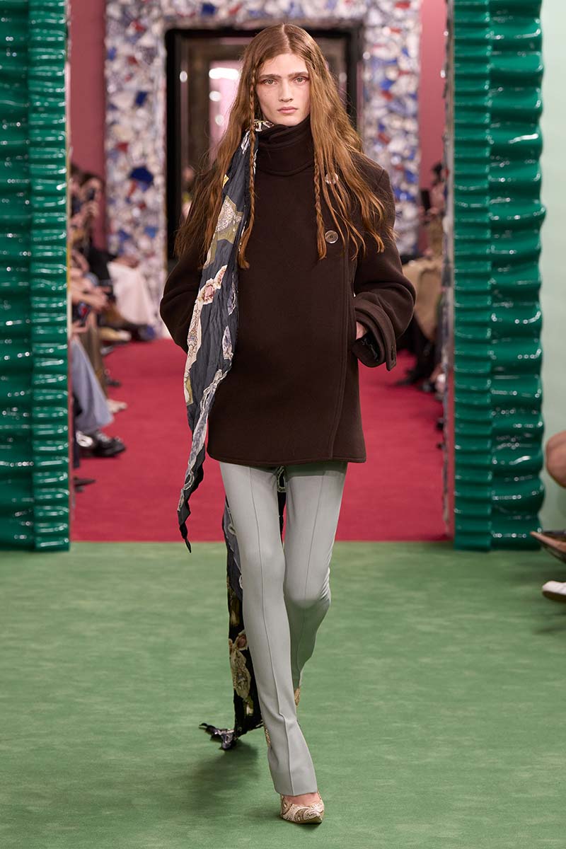 I trend moda visti in passerella che tra poco indosseremo - Photo courtesy of Acne Studios