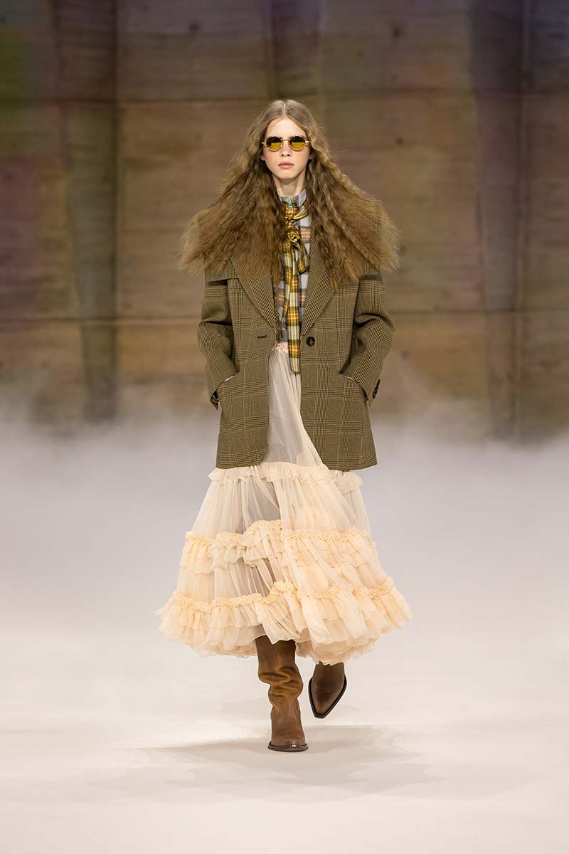 Le tendenze gonne autunno inverno 2026 2027: dal classico allo capo statement - Photo courtesy of Chloè