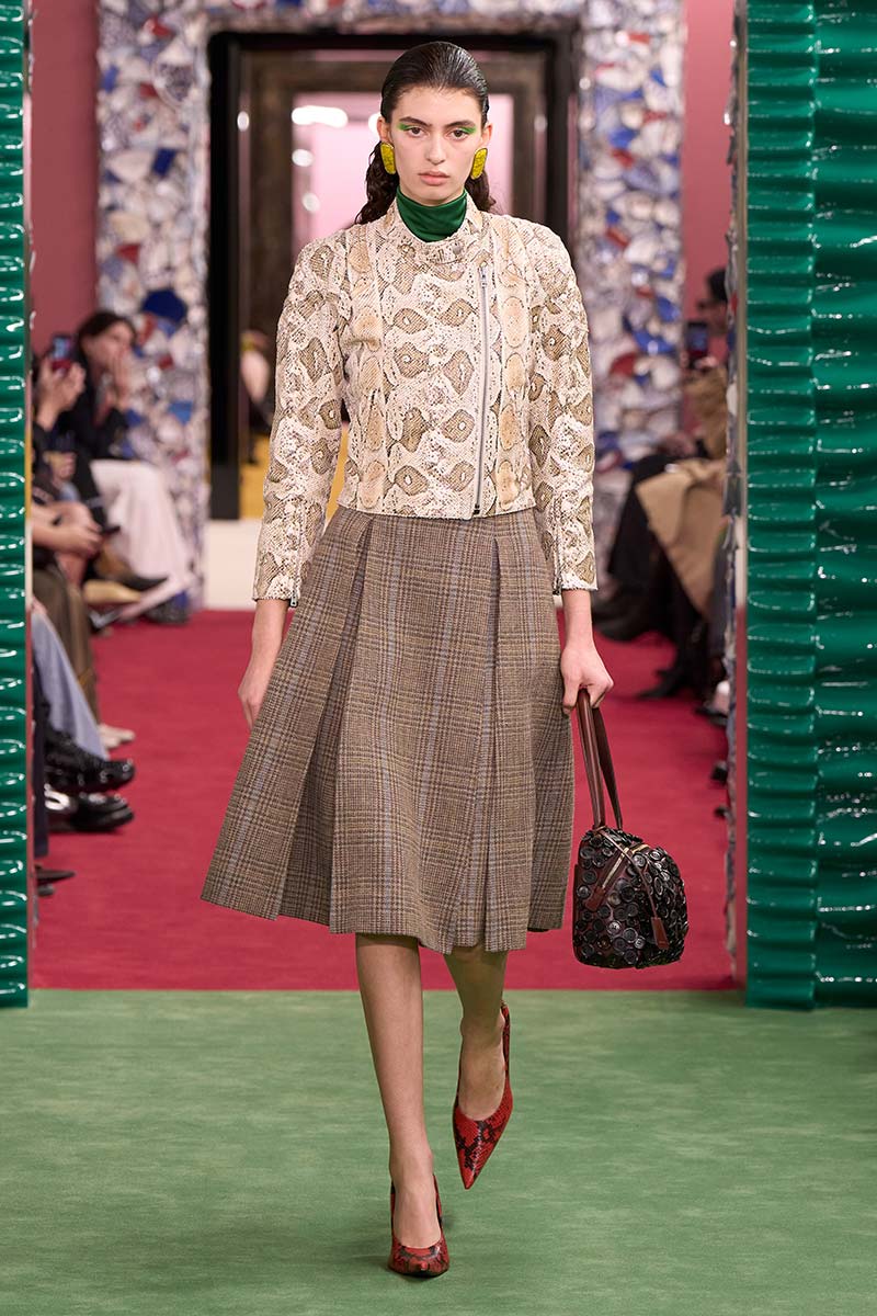 L'eyeliner è tornato: le tendenze eyeliner più belle per l’autunno/inverno 2026-2027 - Photo courtesy of Acne Studios