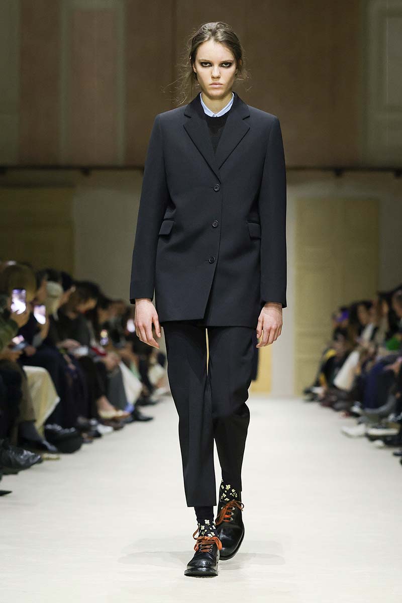 Nuovi volumi e nuove idee di styling per i maglioni dell'autunno/inverno 2026-2027 - Photo courtesy of Prada