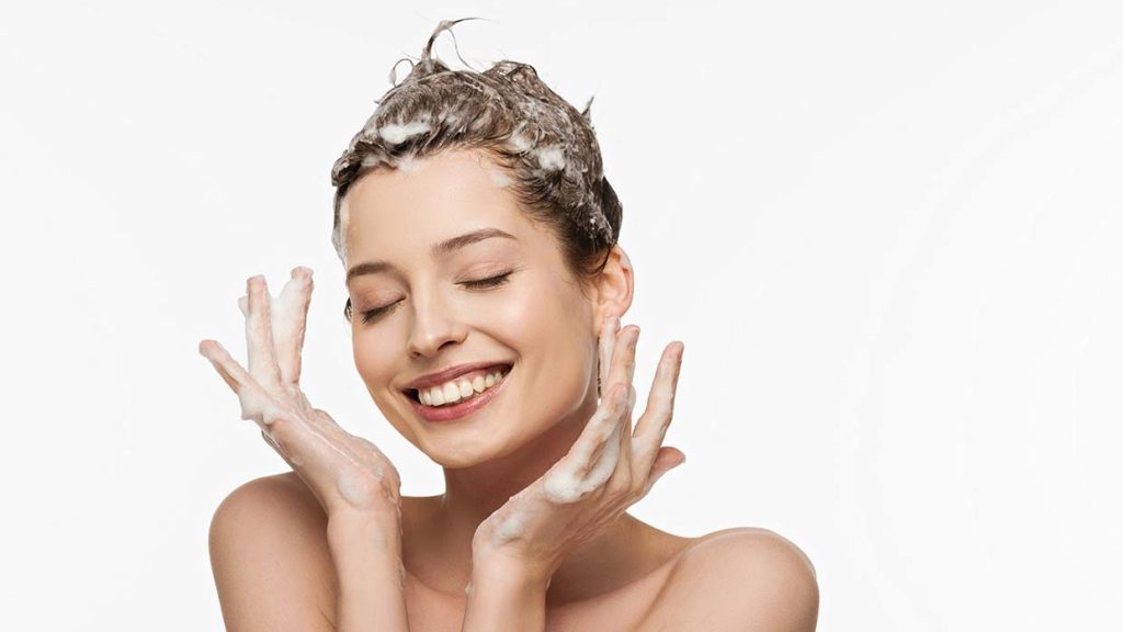 Hair cycling: la nuova tendenza per la cura dei capelli, ma funziona davvero?
