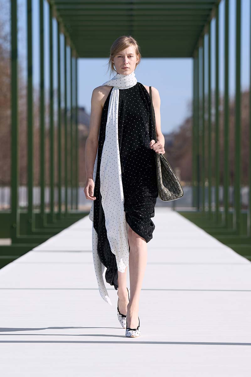 Gli 8 motivi e pattern di moda che vedrai ovunque nel 2026-2027 - Photo courtesy of Dior