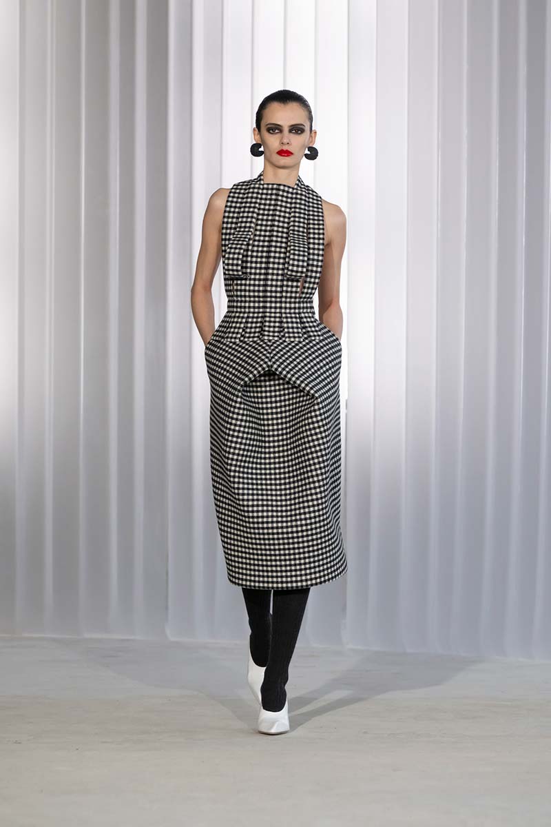 Gli 8 motivi e pattern di moda che vedrai ovunque nel 2026-2027 - Photo courtesy of Jean Paul Gaultier