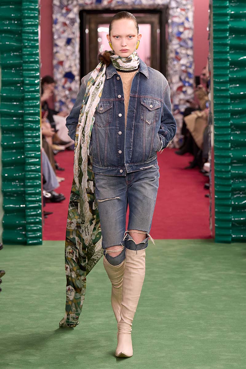 Total denim: le tendenze per l'autunno/inverno 2026-2027 -Photo courtesy of Acne Studios