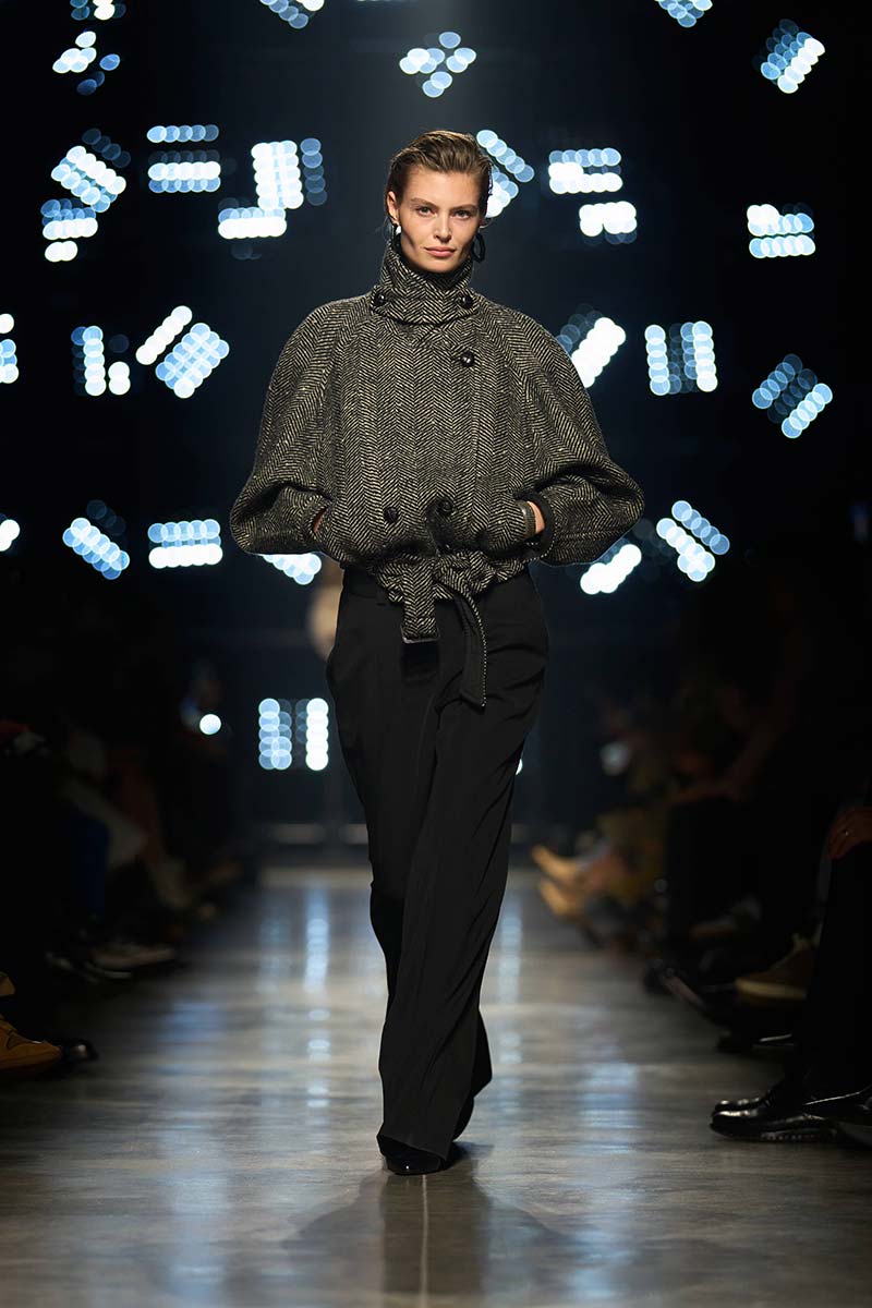 Cappotti autunno inverno 2026 2027 - Photo courtesy of Isabel Marant