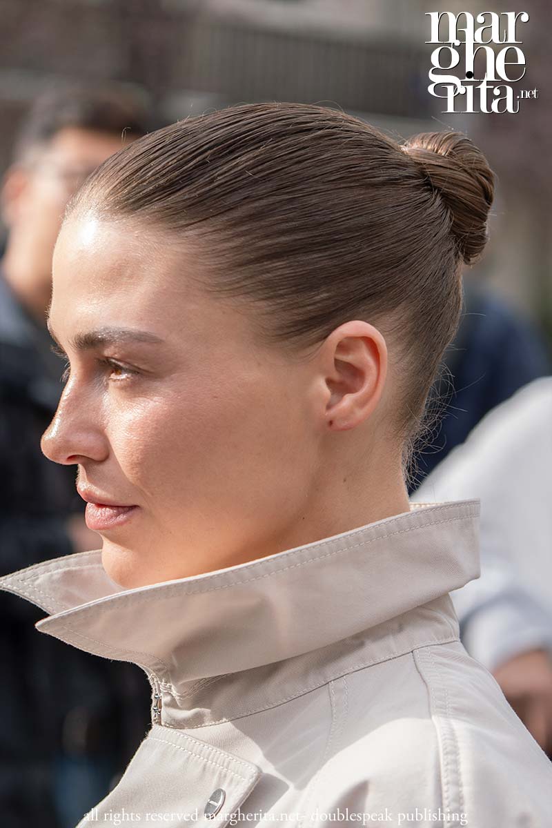 9 acconciature street style di tendenza per l’autunno 2026 - Photo Charlotte Mesman