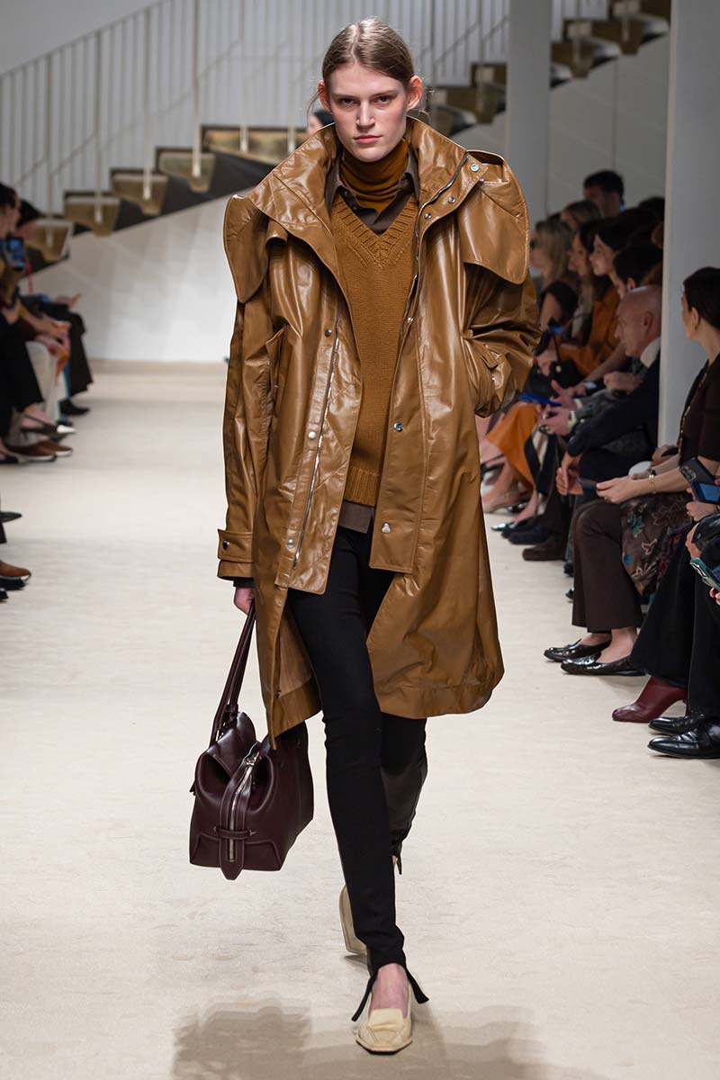 Tendenze moda inverno 2026: il marrone è il nuovo nero - Photo courtesy of Tod’s