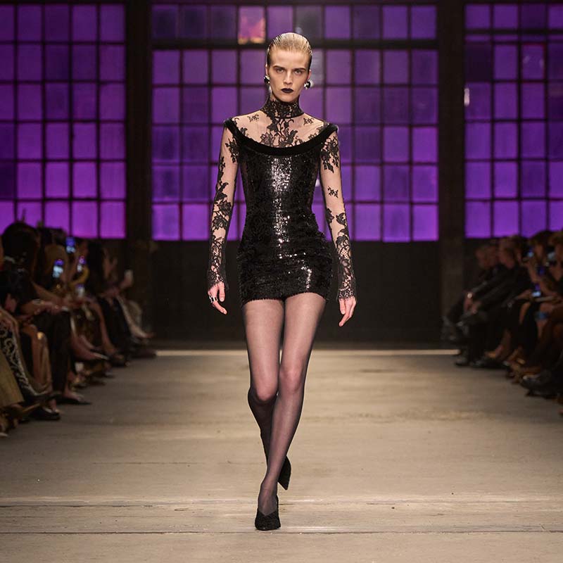Trend alert: il taglio boyish. Come acconciare i capelli corti in 5 modi - Photo courtesy of Roberto Cavalli