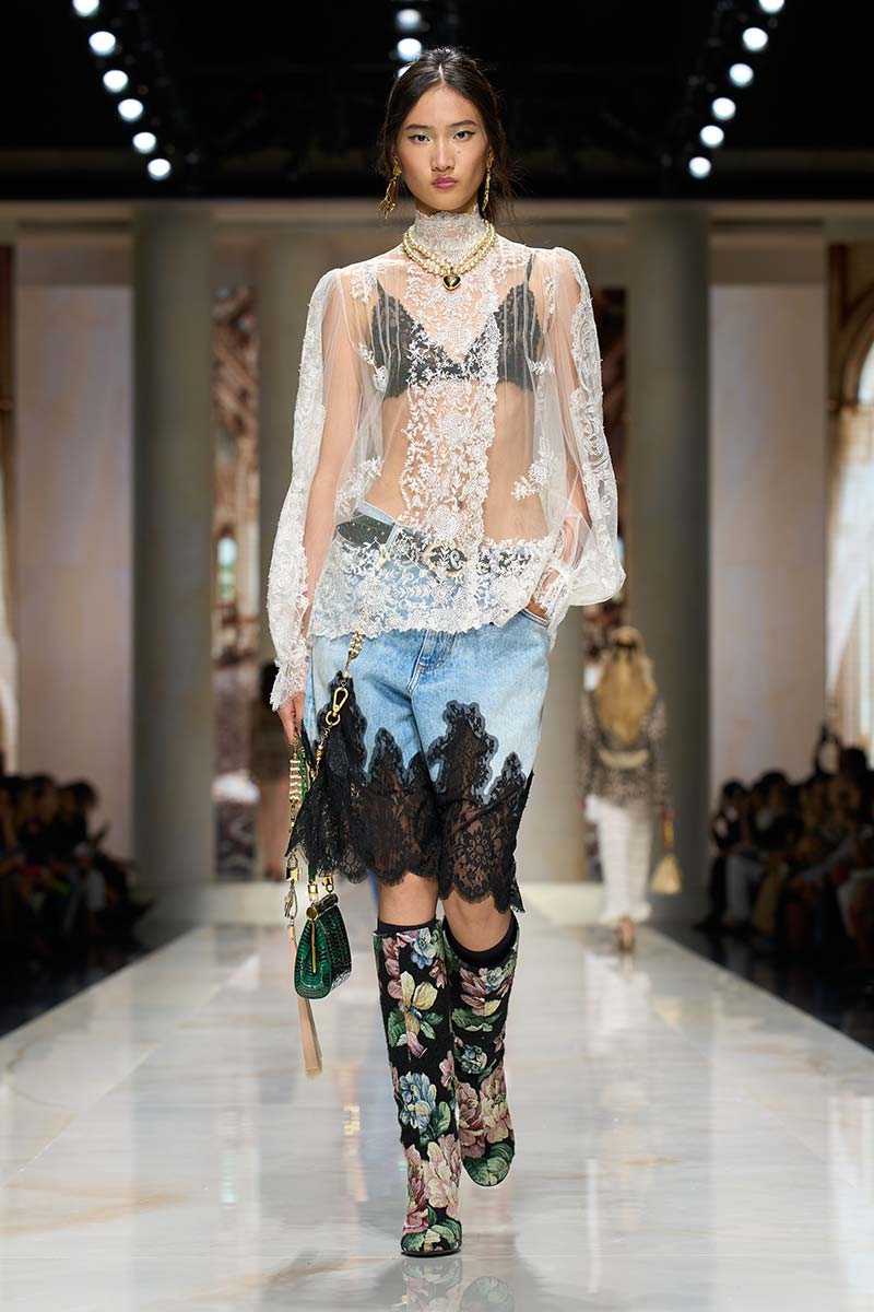 I jeans dell’estate 2027 visti da Dolce & Gabbana sono incredibili - Photo courtesy of Dolce & Gabbana
