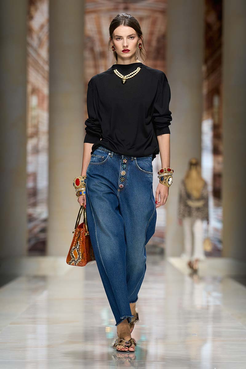 I jeans dell’estate 2027 visti da Dolce & Gabbana sono incredibili - Photo courtesy of Dolce & Gabbana